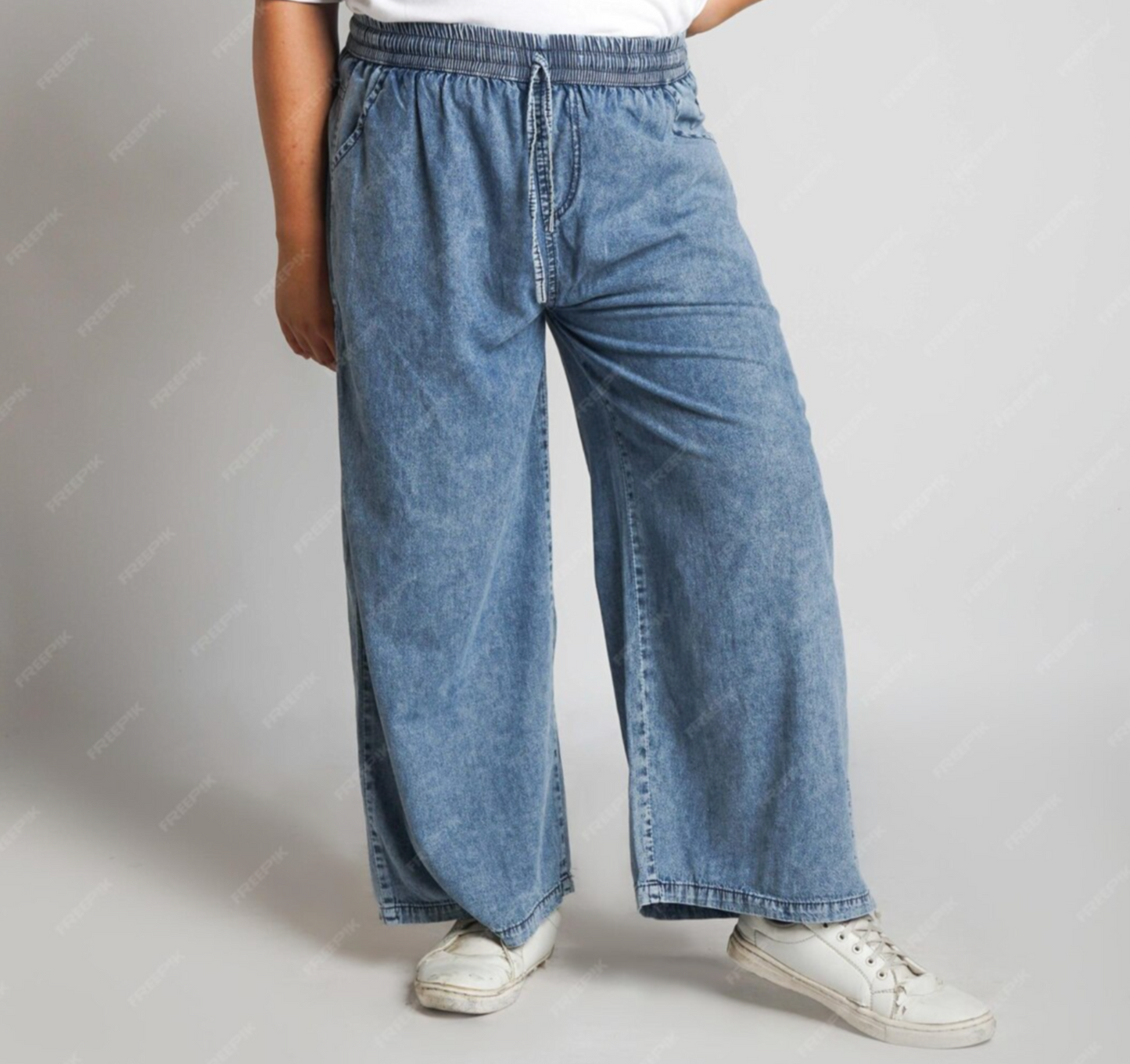 WOMen's Baggy Jeans (Loose Fit)